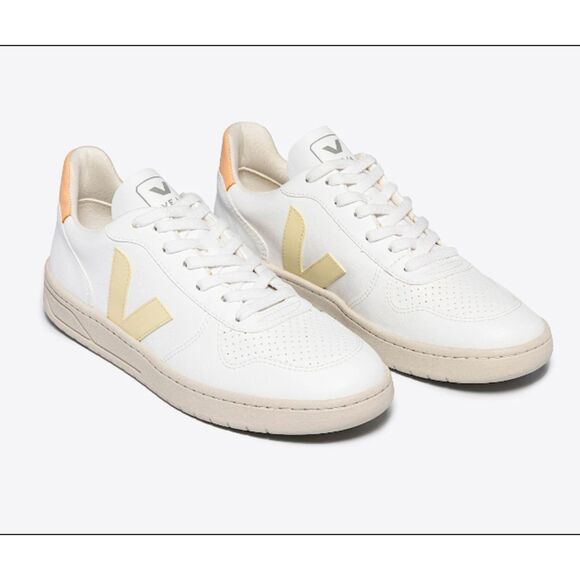 Veja V10 CWL White Sun Peach Trainers Vegan Leather Eco Friendly Lace Up Sz 6 - Picture 1 of 10